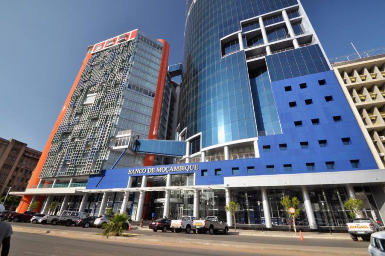 BANCO DE MOÇAMBIQUE MULTA CINCO INSTITUIÇÕES BANCÁRIAS, INCLUINDO BANCOS DE CAPITAL PORTUGUÊS