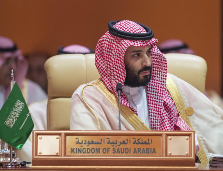 REI E PRÍNCIPE SAUDITAS EXPRESSAM CONDOLÊNCIAS AO FILHO DO JORNALISTA KHASHOGGI