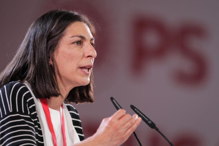 PS CONSIDERA QUE “FORÇAS ARMADAS NÃO SÃO SUSCETÍVEIS DE QUERELAS POLÍTICO-PARTIDÁRIAS”