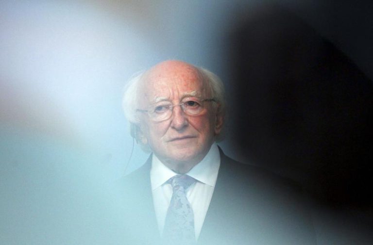 IRLANDESES ELEGEM HOJE PRESIDENTE DA REPÚBLICA ENTRE SEIS CANDIDATOS