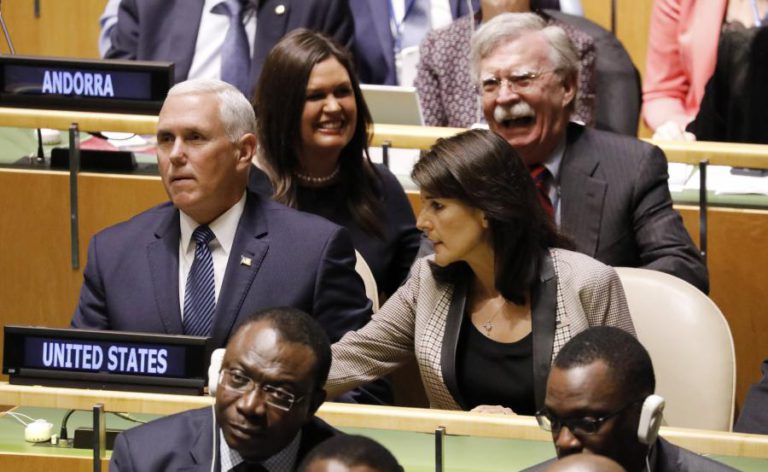 EMBAIXADORA DOS EUA JUNTO DA ONU DEMITE-SE