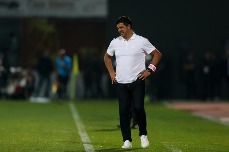 BENFICA E FC PORTO DEFRONTAM-SE NA LUZ COM A LIDERANÇA NA MIRA