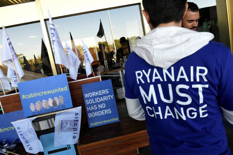 RYANAIR REDUZ PREVISÃO DE LUCRO EM 12% POR CAUSA DAS GREVES