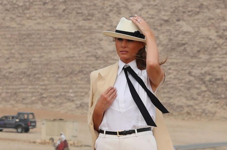 MELANIA TRUMP ACREDITA SER A PESSOA QUE MAIS SOFRE COM O ‘BULLYING’ NO MUNDO