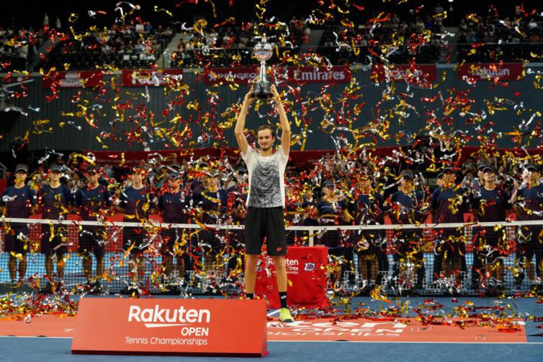 DANIIL MEDVEDEV VENCE TORNEIO DE TÉNIS DE TÓQUIO