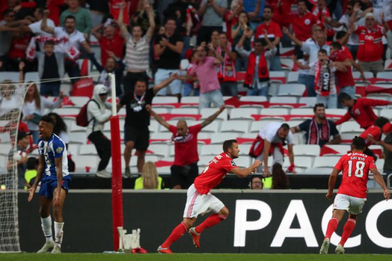 BENFICA BATE FC PORTO QUATRO ANOS DEPOIS E SOBE À LIDERANÇA DA I LIGA