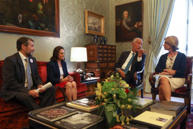 SINDICATOS DE PROFESSORES QUEREM VETO PRESIDENCIAL DE LEGISLAÇÃO SOBRE TEMPO DE SERVIÇO