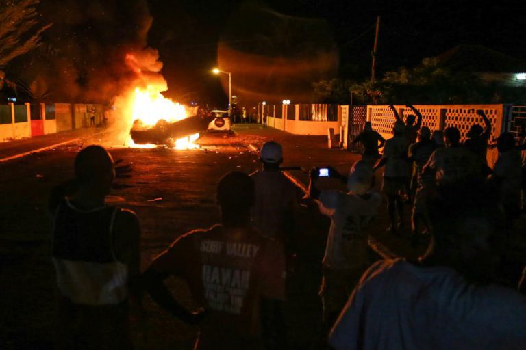 JUÍZA CONTESTADA POR MANIFESTANTES EM SÃO TOMÉ GARANTE LEGALIDADE