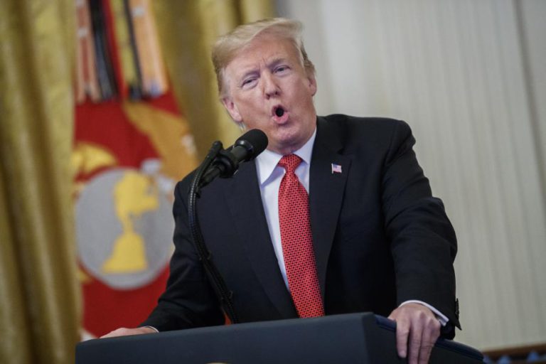 TRUMP GARANTE QUE TUDO FOI FEITO PARA “DETER O ASSALTO” DE MIGRANTES HONDURENHOS