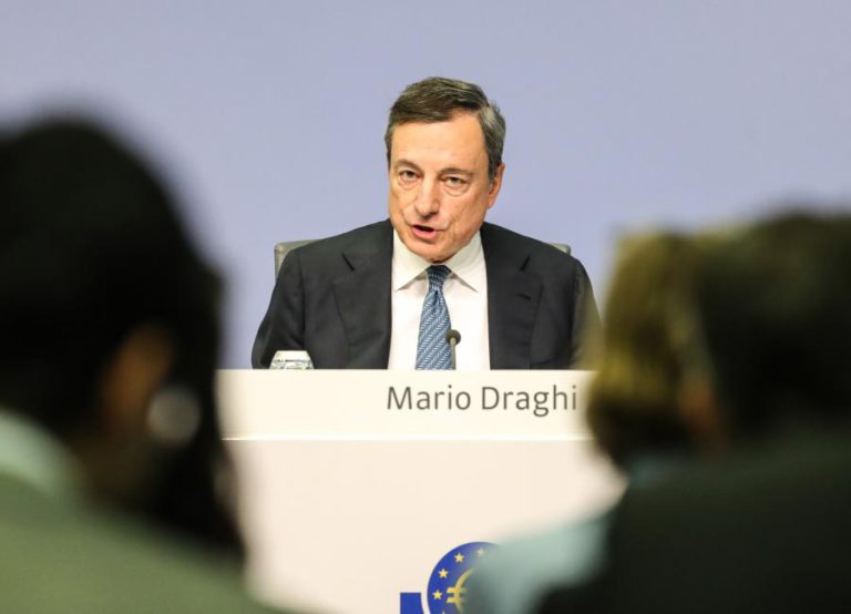 MARIO DRAGHI DIZ QUE PERSPETIVAS DE CRESCIMENTO DA ZONA EURO CONTINUAM INTACTAS