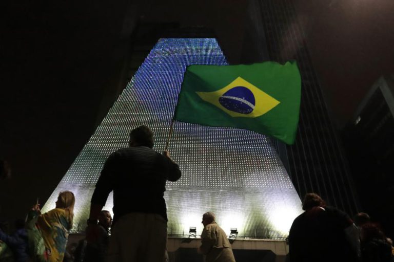 PRESO ADMINISTRADOR DO MAIOR PORTO DO BRASIL