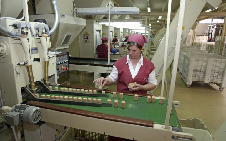 PRAZO PARA RENEGOCIAR CONTRATOS NA PIETEC ACABA HOJE E TRABALHADORES MANTÊM GREVE