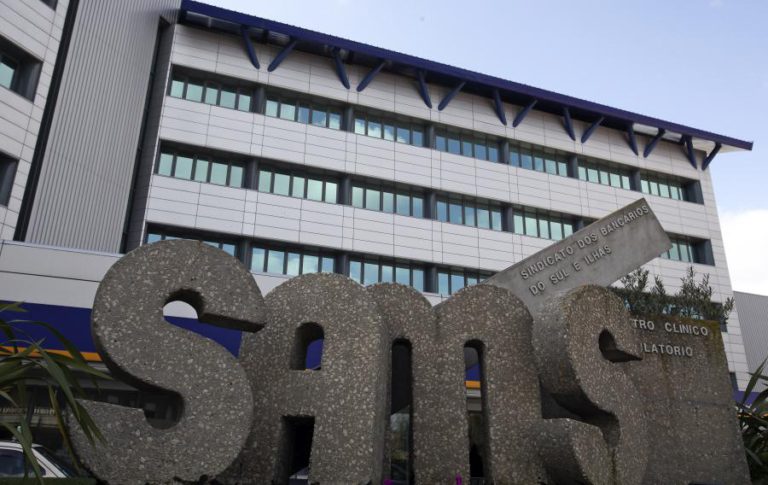 TRABALHADORES DOS SAMS MARCAM GREVE PARA DIA 27 DE NOVEMBRO