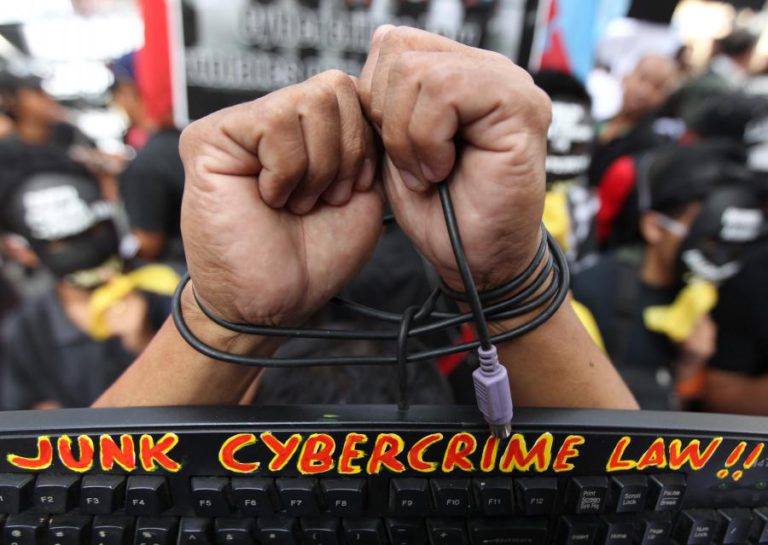 CHINA EXIGE “PROVAS” DOS ESTADOS UNIDOS SOBRE ESPIONAGEM ECONÓMICA