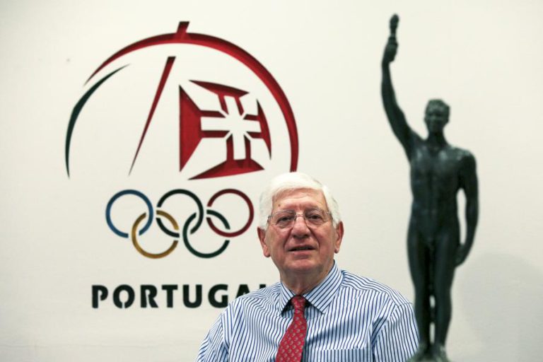 VICENTE MOURA “RECONHECIDO E GRATIFICADO” COM ATRIBUIÇÃO DO PRÉMIO OLYMPIC LAUREL