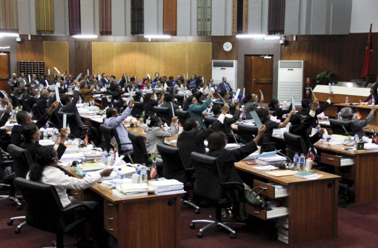 PARLAMENTO TIMORENSE DEBATE TERÇA-FEIRA LEVANTAMENTO DE IMUNIDADE A DEPUTADO ARGUIDO