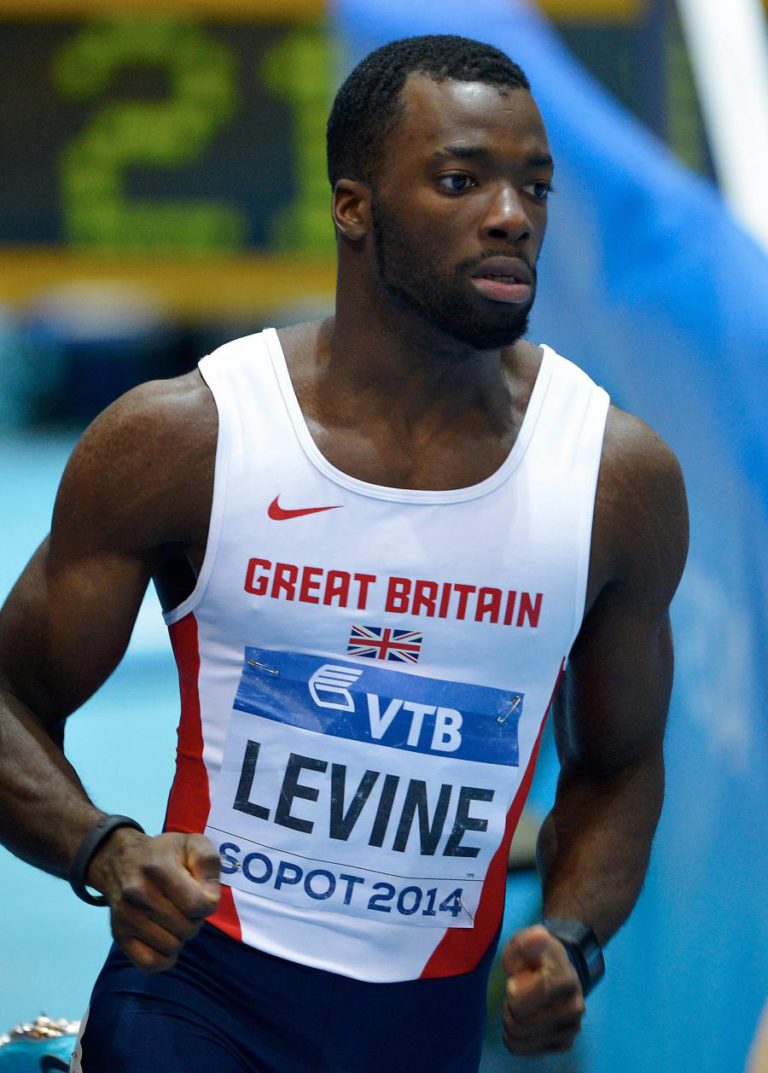 VELOCISTA BRITÂNICO NIGEL LEVINE BANIDO QUATRO ANOS DE QUALQUER COMPETIÇÃO