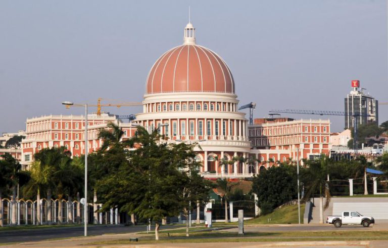 VOTAÇÃO FINAL GLOBAL DO ORÇAMENTO PARA 2019 EM ANGOLA MARCADA PARA 14 DE DEZEMBRO