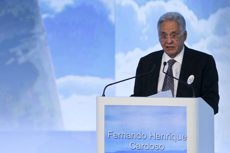 FERNANDO HENRIQUE ADMITE QUE MORO PODE AJUDAR A COMBATER CORRUPÇÃO