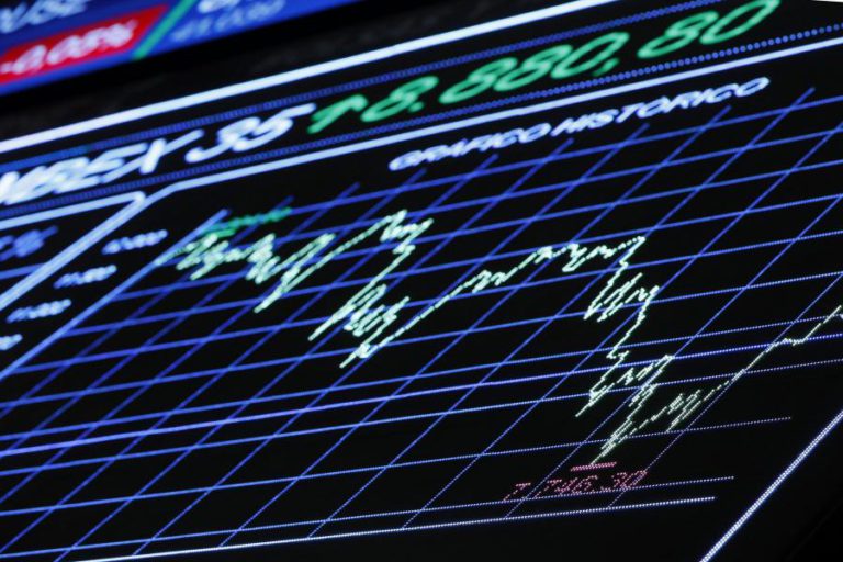 BOLSAS EUROPEIAS EM BAIXA À ESPERA DO OE DE ITÁLIA E DE AVANÇOS DO ‘BREXIT’