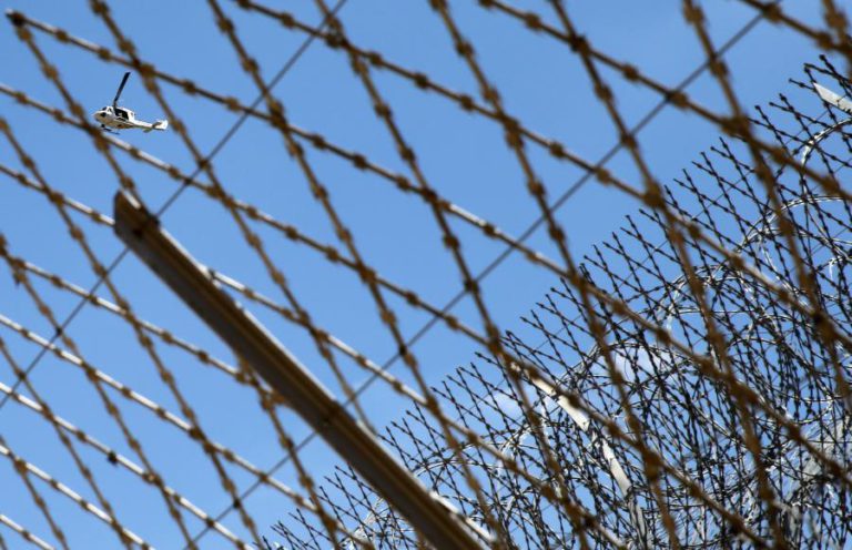 CINCO GUARDAS DETIDOS POR SUSPEITAS DE ENVOLVIMENTO EM EVASÃO DE PRESOS EM MOÇAMBIQUE