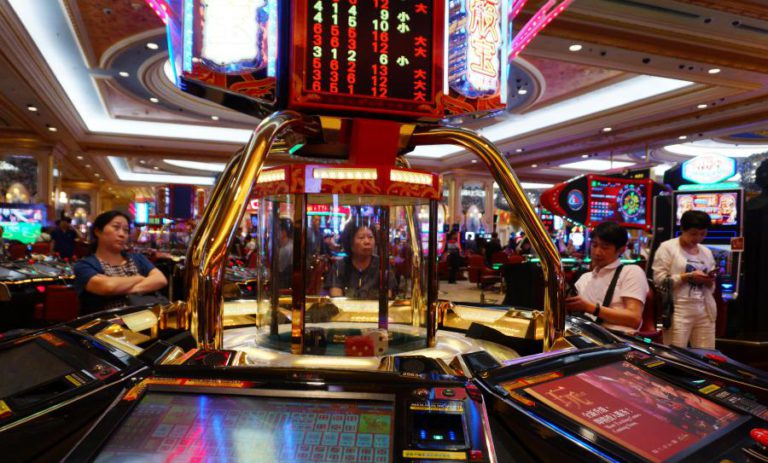 PESO DA ATIVIDADE DO JOGO NA ECONOMIA EM MACAU CRESCEU EM 2017