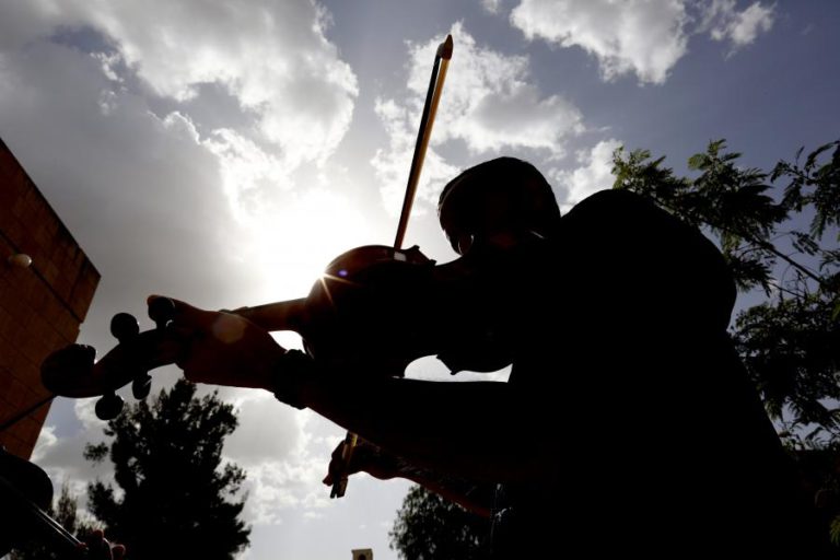 CONCERTO DA SINFÓNICA PORTUGUESA FESTEJA 25 ANOS E ESTREIA PEÇA DE LUÍS TINOCO