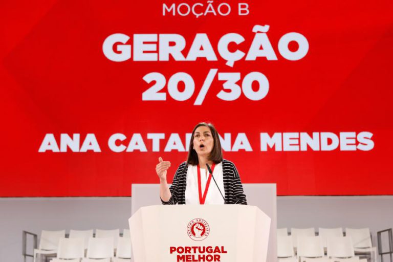 PS DESTACA “RECEITA DIFERENTE” E “RIGOR DAS CONTAS PÚBLICAS” EM TRÊS ANOS DE GOVERNO