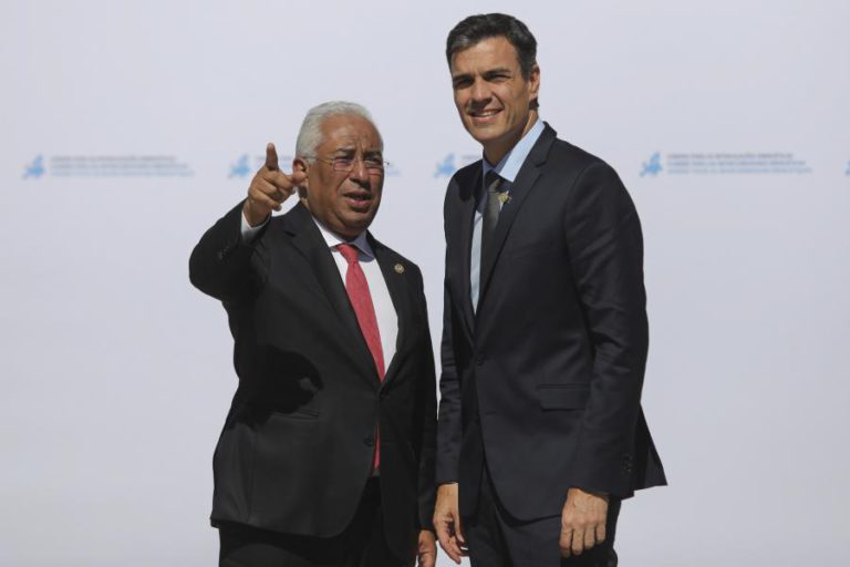 COSTA E SÁNCHEZ DISCUTEM DESENVOLVIMENTO DAS REGIÕES DE FRONTEIRA