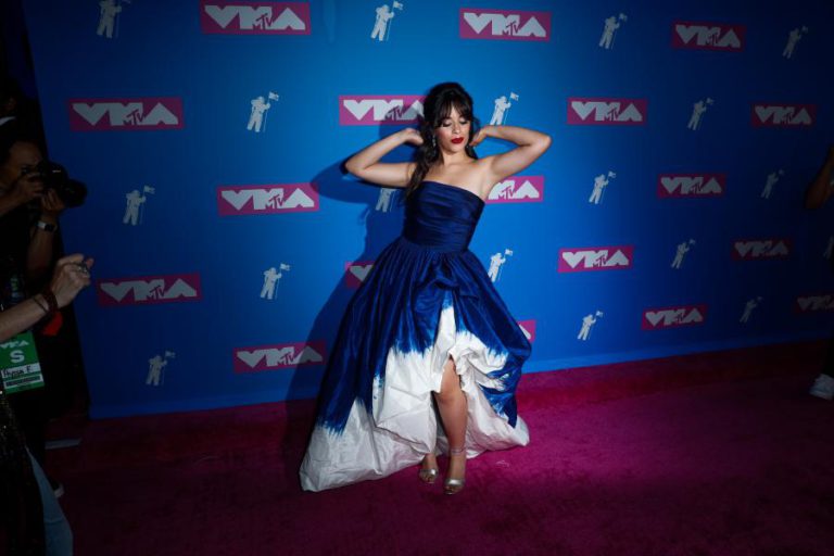 CAMILA CABELLO LIDERA NOMEAÇÕES DOS PRÉMIOS MTV EUROPE A ENTREGAR HOJE EM BILBAO