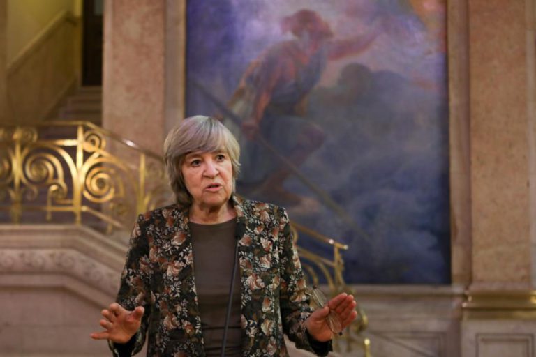 CARLOS CÉSAR E HELENA ROSETA ENTRE OS SUBSCRITORES DA REDUÇÃO DO IVA DA TAUROMAQUIA