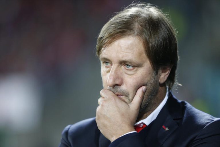 OLYMPIACOS, DE PEDRO MARTINS, VENCE EM SALÓNICA E SOBE A TERCEIRO NA GRÉCIA