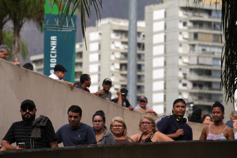 TAXA DE DESEMPREGO NO BRASIL CAI PARA 11,7% COM CONTRATAÇÕES EM PERÍODO ELEITORAL