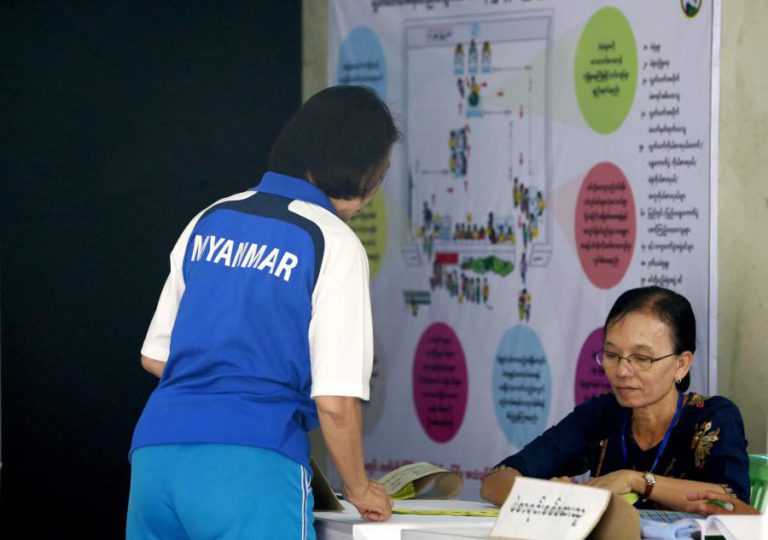 PARTIDO DA NOBEL DA PAZ SUU KYI PERDE VOTOS EM ELEIÇÕES INTERCALARES DO MYANMAR