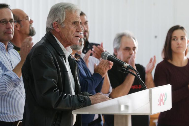 JERÓNIMO DE SOUSA DIZ QUE POLÍTICA DO GOVERNO ESTÁ ENREDADA EM “CONTRADIÇÕES”