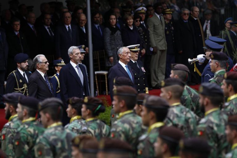 PR ENALTECE FORÇAS ARMADAS E ADVERTE CONTRA USO DOS MILITARES PARA “JOGOS DE PODER”