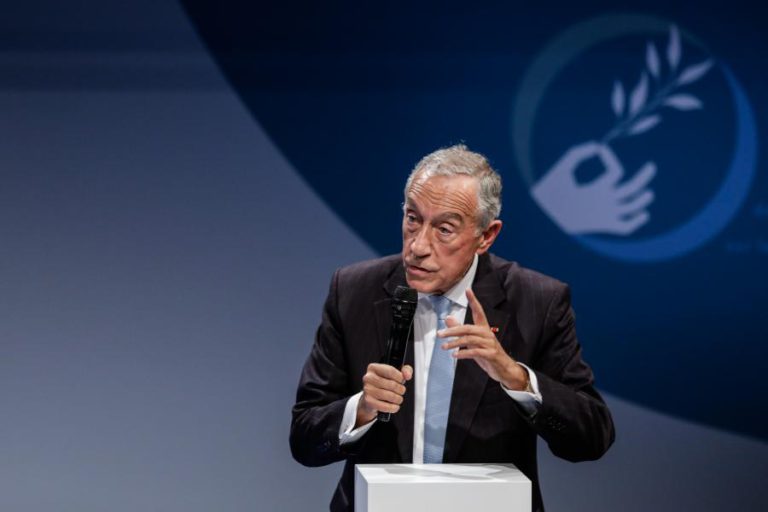 MARCELO DEFENDE MULTILATERALISMO EM AULA ABERTA NO FÓRUM DA PAZ DE PARIS