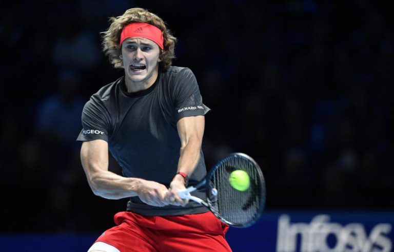 ZVEREV AFASTA FEDERER E ESTÁ NA FINAL DAS ATP FINALS