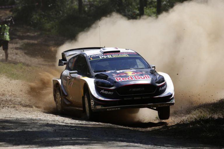 SÉBASTIEN OGIER CAMPEÃO MUNDIAL DE RALIS E TOYOTA CONQUISTA TÍTULO DE CONSTRUTORES