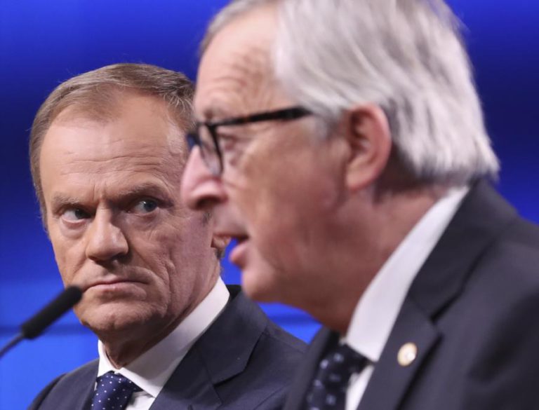 JUNCKER E TUSK ‘TRANQUILIZAM’ SÁNCHEZ NA QUESTÃO DE GIBRALTAR