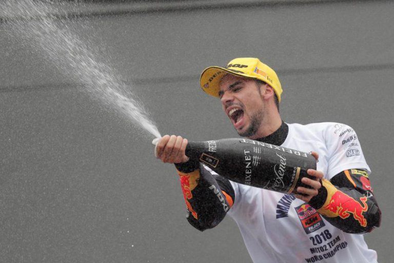 DONO DA EQUIPA EM MOTOGP DE MIGUEL OLIVEIRA DIZ QUE ‘TOP-10’ “JÁ SERIA FANTÁSTICO”