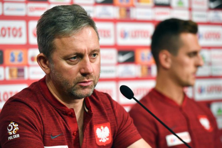 TREINADOR DA POLÓNIA DIZ QUE PORTUGAL JOGA MUITO BEM MESMO SEM CRISTIANO RONALDO