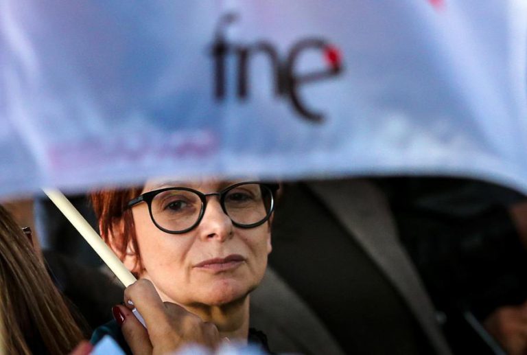 FNE EXIGE QUE GOVERNO RESOLVA PROBLEMAS PREMENTES NA CLASSE DOCENTE