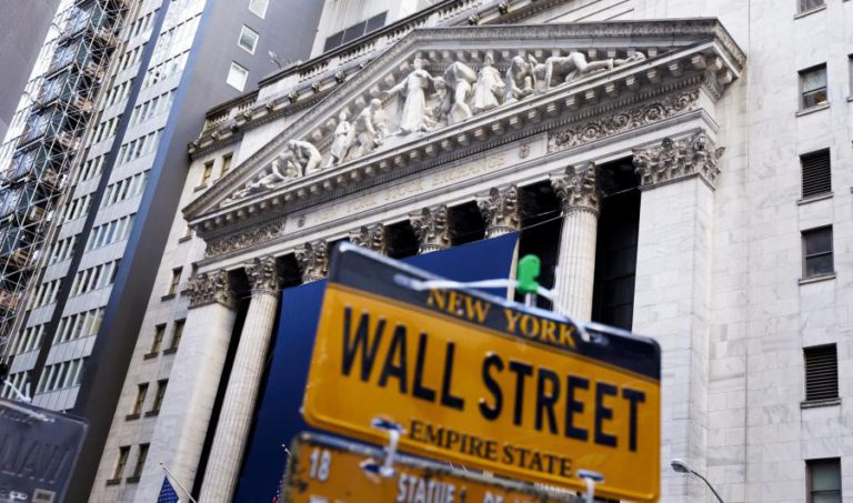 WALL STREET SEGUE EM ALTA NO INÍCIO DA SESSÃO