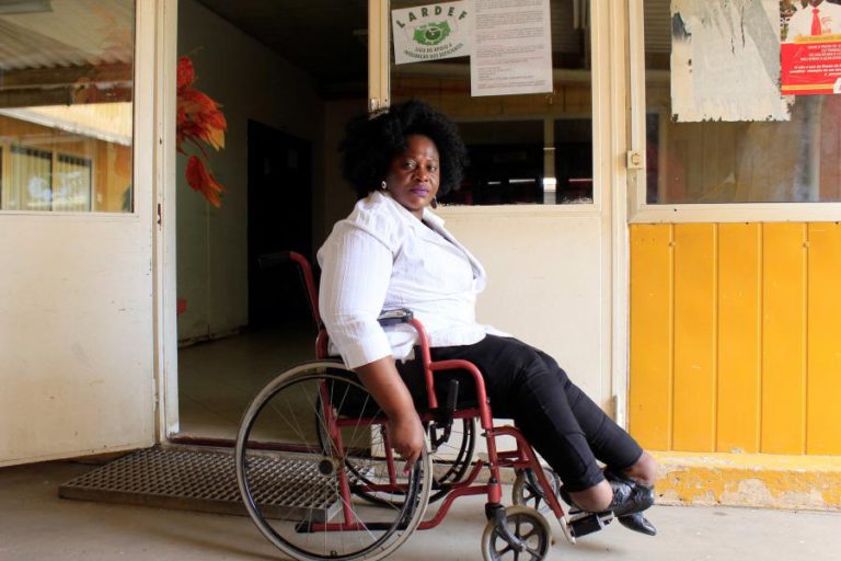 LIGA DOS DEFICIENTES ANGOLANA PEDE CUMPRIMENTO DA LEI DAS ACESSIBILIDADES