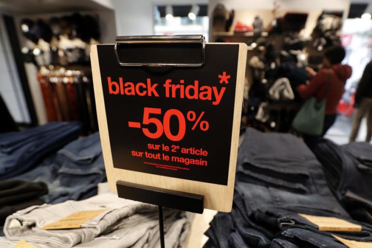 MOODY’S DIZ QUE ‘BLACK FRIDAY’ TEM IMPACTO NEGATIVO NO SETOR EUROPEU DO RETALHO