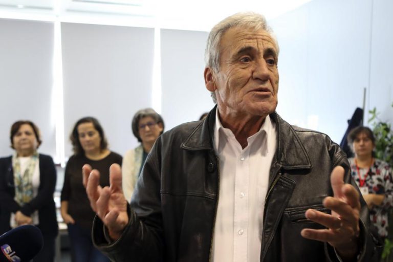 JERÓNIMO ADIVINHA COSTA A “PUXAR A BRASA À SUA SARDINHA” NA COMEMORAÇÃO DOS TRÊS ANOS DE GOVERNO