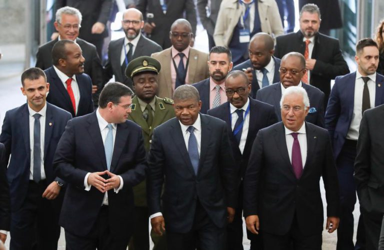 CREDORES DO ESTADO ANGOLANO TÊM ATÉ FINAL DE JANEIRO PARA RECLAMAR DÍVIDAS