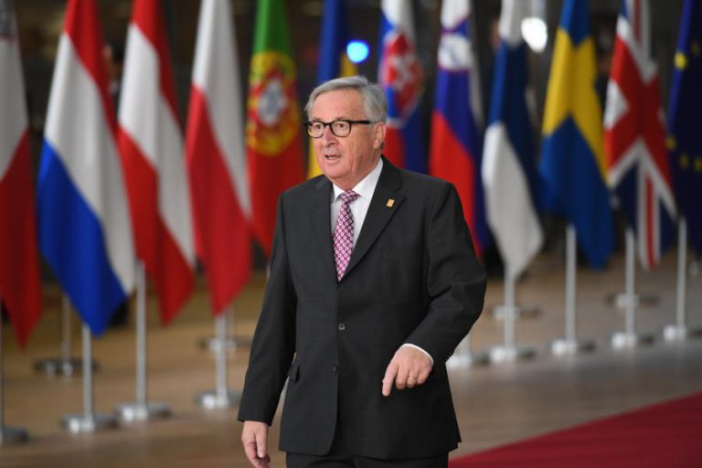 JUNCKER DIZ QUE ACORDO PARA O ‘BREXIT’ É O “MELHOR POSSÍVEL” NUMA SITUÇÃO TRISTE E TRÁGICA