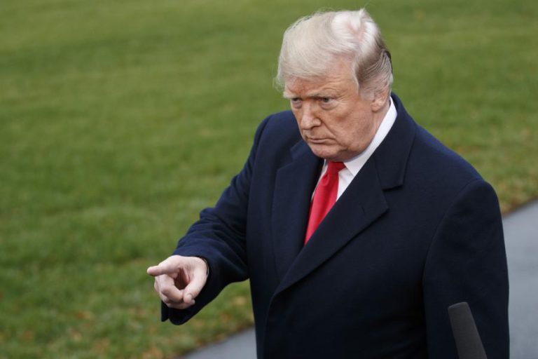 TRUMP CONSIDERA A FED UM PROBLEMA MAIOR PARA A ECONOMIA DOS EUA DO QUE A CHINA